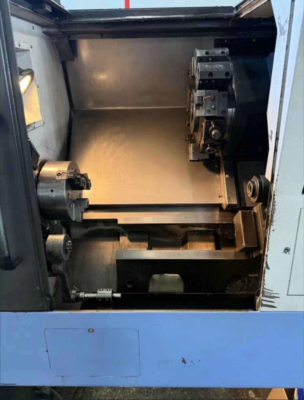 Токарный станок с ЧПУ Doosan Puma 240MC